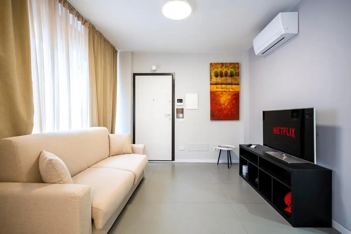 18 Minuti Da Firenze - Luxury Apt Σκαντίτσι 0*,